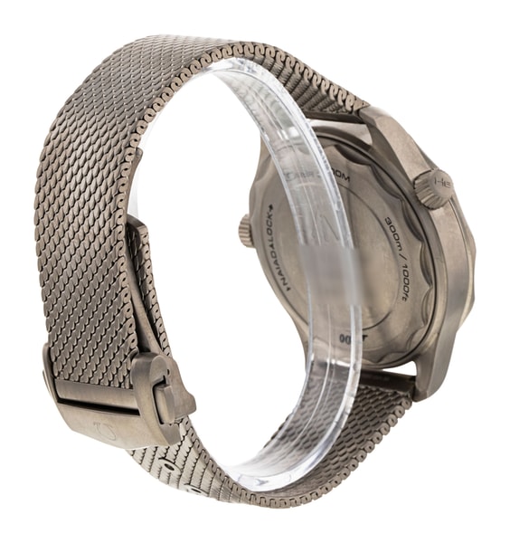 Omega Seamaster Diver 300m - James Bond Edition 210.90.42.20.01.001